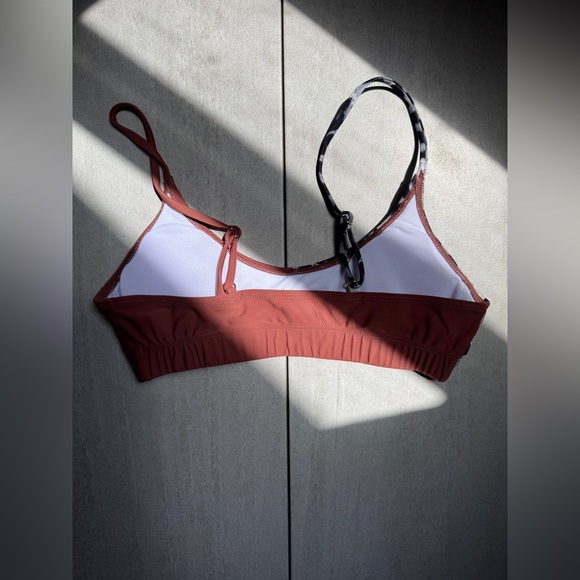 Adjustable cheetah bikini top - Picture 3 of 6